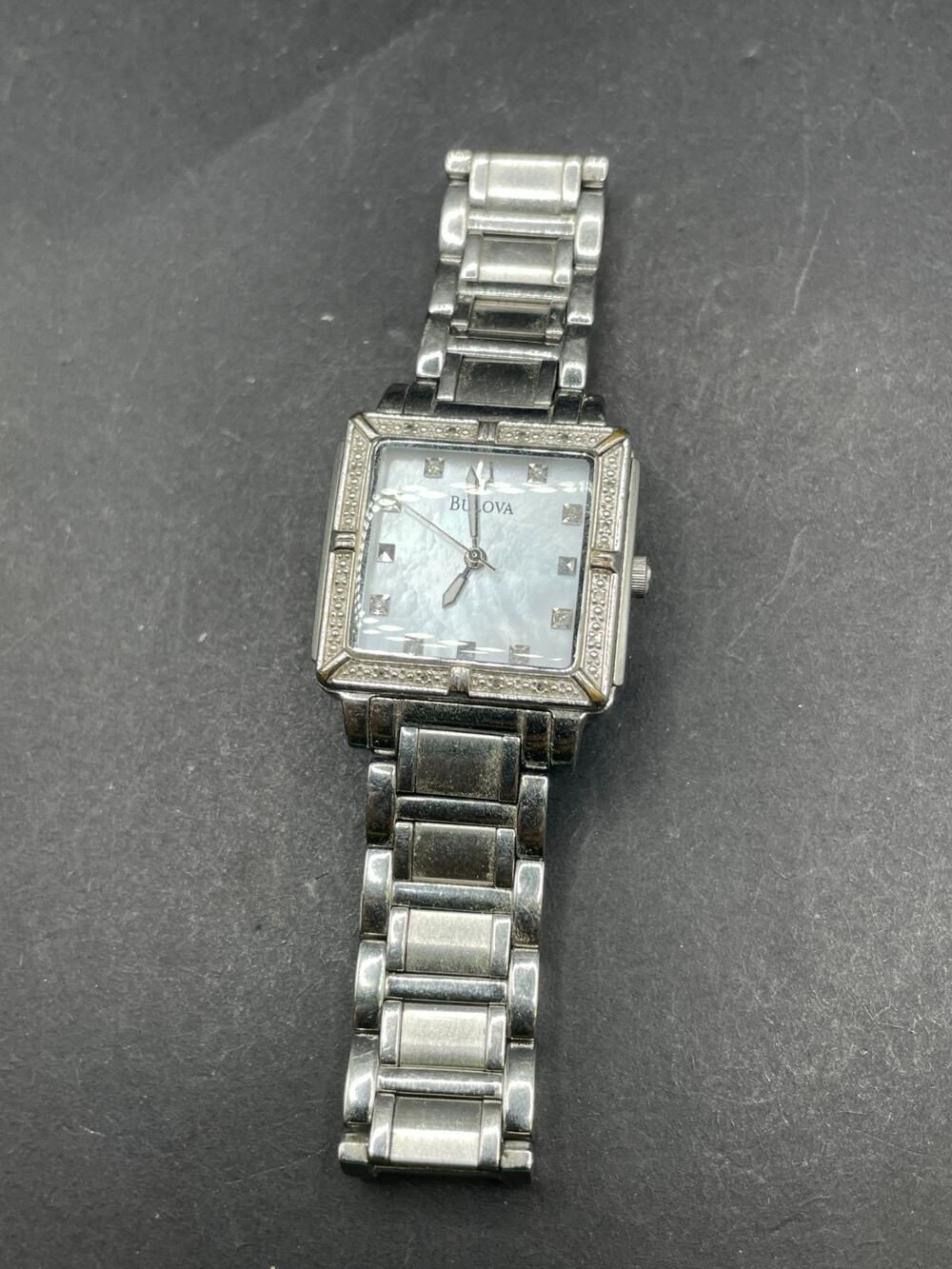 Vintage Bulova Diamond Women's 26mm Mother Of Pearl Dial Watch C637458